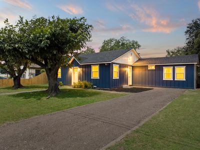 2520 Briarwood Ln