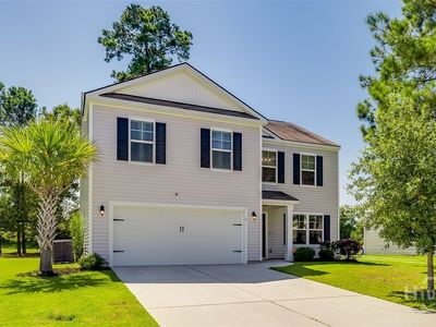 8 Hawkhorn Court