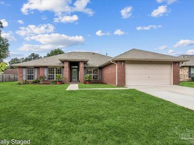 2036 Larkspur Cir