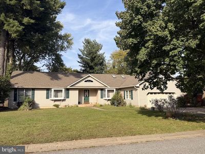 252 Greenview Dr