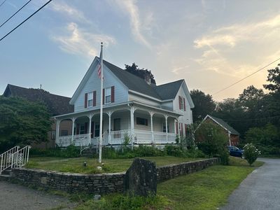 90 Locust Ave