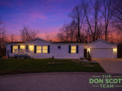 3461 Cloverfield Dr