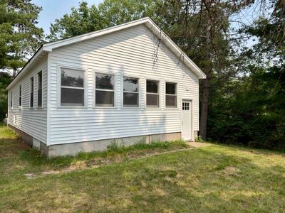 N10060 Parkway Rd