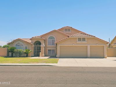 6131 W DESERT COVE Avenue