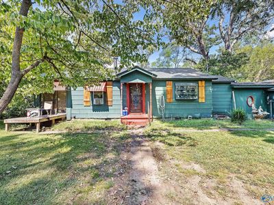 901 Snowden Dr