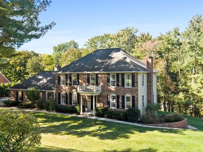 37 Smithshire Est