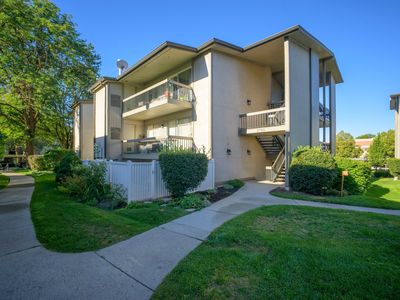5785 S Waterbury Cir Unit A