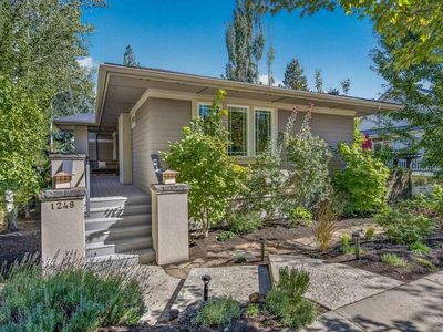 1248 NW Fort Clatsop St