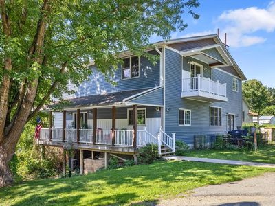W884 E Mohawk LANE