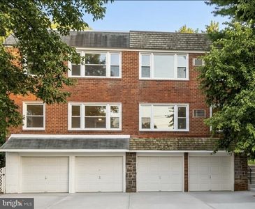 218 Lockart Ln