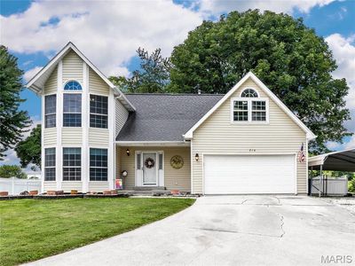 216 Arrowhead Dr