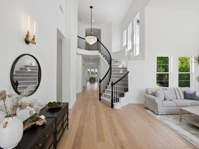 855 Stratford Knl