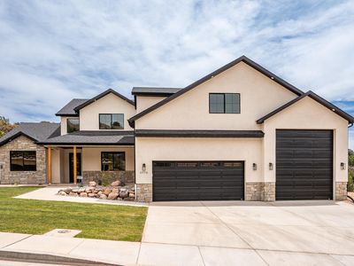 2773 W Rock Ridge Rd