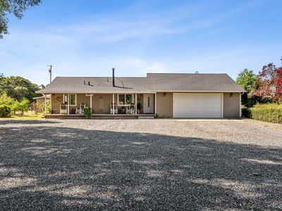 1681 Oak Grove Drive