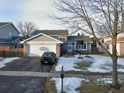1896 Sequoia Dr