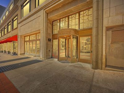 108 W Jefferson St APT 703