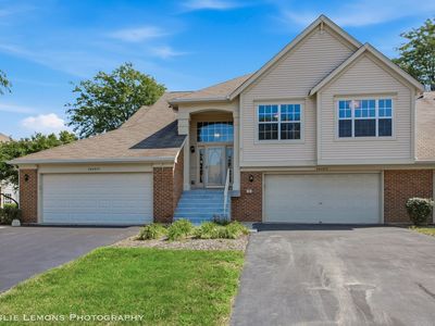 Property at 30W015 Juniper Ct #30W015, Warrenville, IL