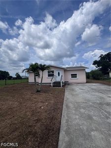 2935 Winona Dr