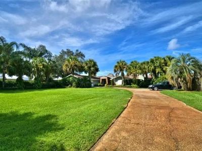 589 THORNBURG ROAD