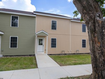 143 Mulberry Ave #B