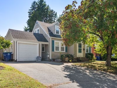 18 Hill View Rd
