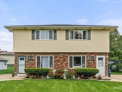 1153-1155 Burgundy Ln