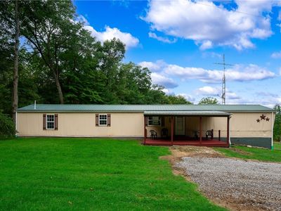 Property at 917 Old Mercer Rd, Mercer, PA