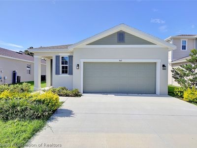 945 Blue Creek Dr