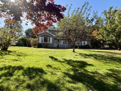3420 Breezeway Dr
