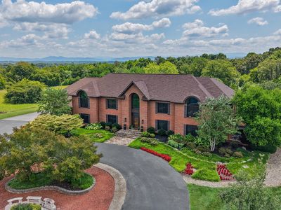 1329 W Hunt Rd