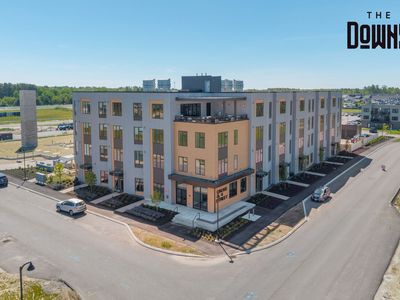 Vernon Plan, Cross Street Condos