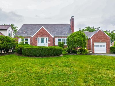 64 Edgevale Rd
