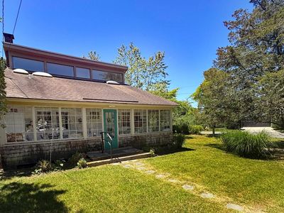 Property at 30 Edgemere Dr, Southampton, NY