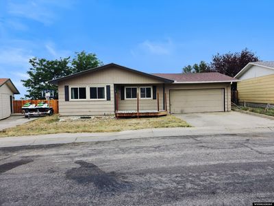 3514 Meadowlark Dr