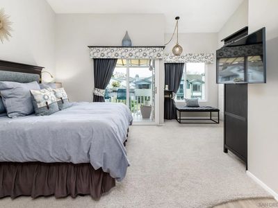 4052 Mahaila Ave UNIT B