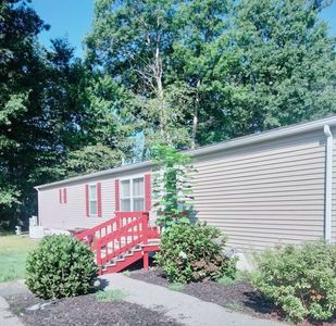 16 Hemlock St