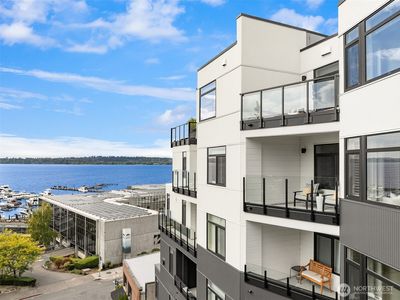 108 2nd Avenue S #403