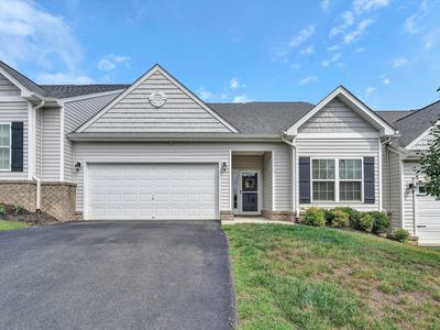 46 Carrington Ct