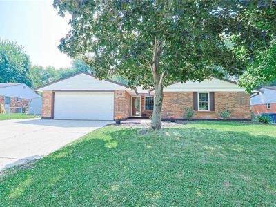 7240 Rustic Woods Dr