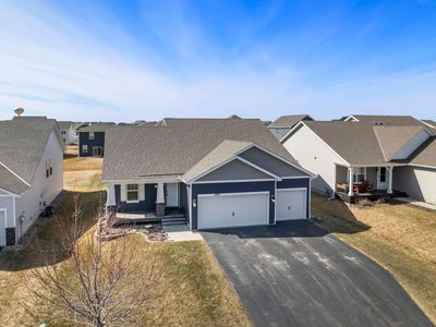 1976 Attenborough St