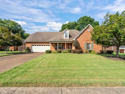 6739 Stonetrace Dr