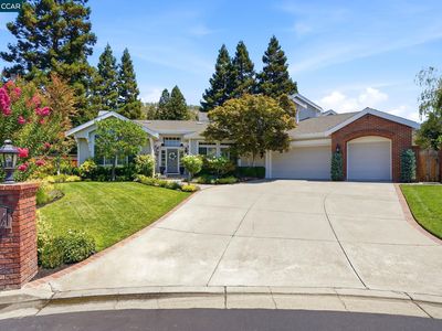 128 Warwick Ct