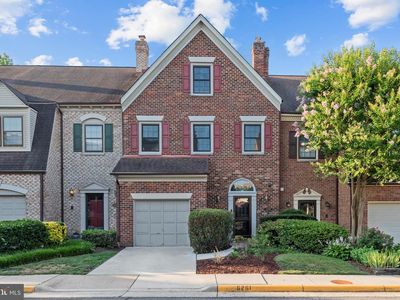 6261 Masefield Ct
