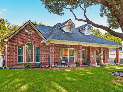 3102 E Elm Cir