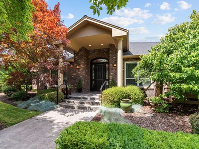 935 Sandoz St