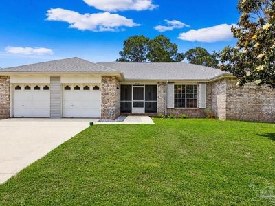 Property at 6435 Flagler Dr, Gulf Breeze, FL