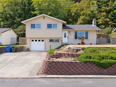 460 Westmont Dr
