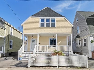 15 Waveway Ave