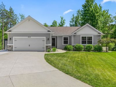 2616 Deerwood Cir