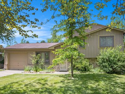 9047 Arlington Dr